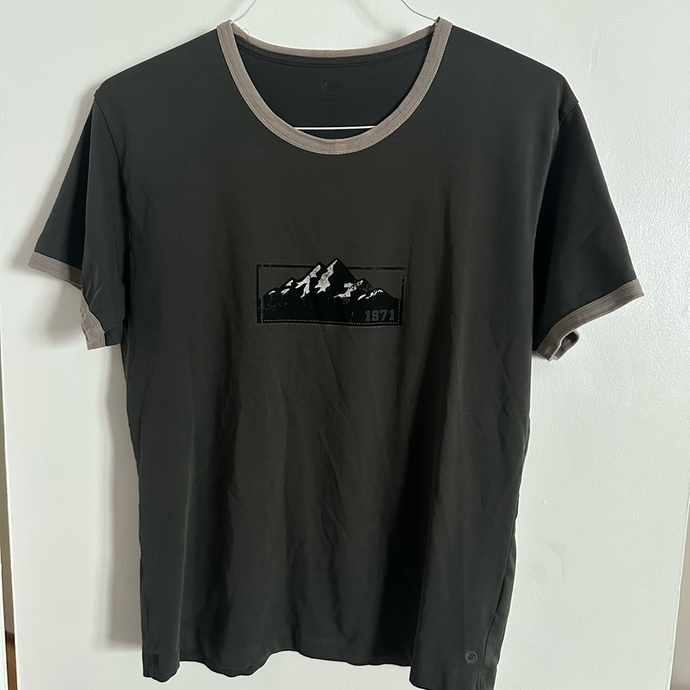 Vintage MEC Mountain Graphic T-Shirt